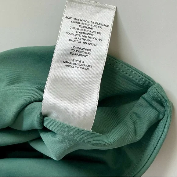 Aritzia Babaton Contour Top Sz XS - Picture 5 of 5